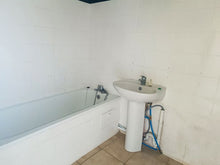 Charger l'image dans la galerie, Sigean, pavillon plain-pied T3 avec jardin