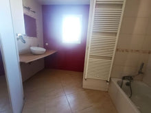 Charger l'image dans la galerie, Sigean, Spacieuse villa T6 avec garage sur 1000m² de terrain