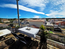 Charger l'image dans la galerie, Sigean, Bel appartement T3 avec terrasse avec vue dégagée
