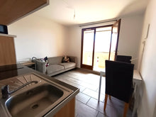 Charger l'image dans la galerie, Port La Nouvelle, Bel appartement T2 avec loggia