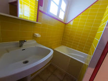 Charger l'image dans la galerie, Sigean, Spacieuse maison de campagne T6 avec dépendances sur 1103m² de terrain