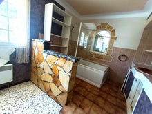 Charger l'image dans la galerie, Sigean, Spacieuse maison de campagne T6 avec dépendances sur 1103m² de terrain
