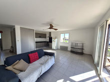 Charger l'image dans la galerie, Sigean, Magnifique appartement T3 avec terrasse