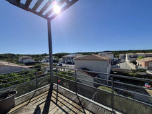 Charger l'image dans la galerie, Sigean, Magnifique appartement T3 avec terrasse