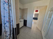 Charger l'image dans la galerie, Sigean, Magnifique appartement T3 avec terrasse