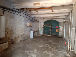 Sigean, Belle maison de village avec grand patio intérieur et garage