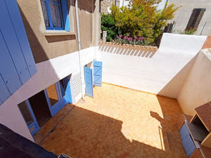 Sigean, Belle maison de village avec grand patio intérieur et garage