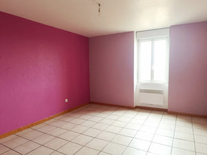Sigean,Grande maison T9 avec garage, cour et cave en sous-sol