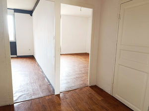 Sigean,Grande maison T9 avec garage, cour et cave en sous-sol
