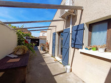 Charger l&#39;image dans la galerie, Port La Nouvelle, jolie villa T4 plain-pied libre sur 3 faces avec garage et jardin
