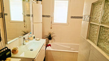 Charger l&#39;image dans la galerie, Vinassan, Magnifique villa plain-pied de type 5 avec piscine sur 446m²de terrain
