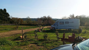 SIGEAN, rare corps de ferme sur 2 hectares de terrain