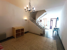 Charger l'image dans la galerie, Sigean, jolie maison de village T4 avec garage
