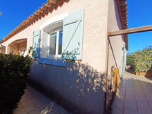 Charger l'image dans la galerie, Sigean, Jolie villa plain-pied T3 avec garage et jardin
