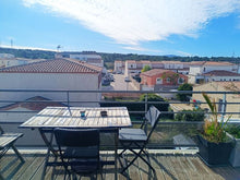Charger l'image dans la galerie, Sigean, Bel appartement T3 avec terrasse avec vue dégagée
