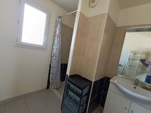 Charger l'image dans la galerie, Sigean, Bel appartement T3 avec terrasse avec vue dégagée
