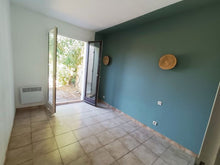 Charger l'image dans la galerie, Sigean, pavillon plain-pied T3 avec jardin

