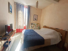 Charger l'image dans la galerie, Port La Nouvelle, Bel appartement duplex T4 avec cour et garage
