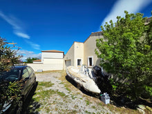 Charger l'image dans la galerie, Sigean, Spacieuse villa T6 avec garage sur 1000m² de terrain

