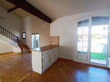 Charger l'image dans la galerie, Port La Nouvelle, Grande villa T5 avec jardin et garage
