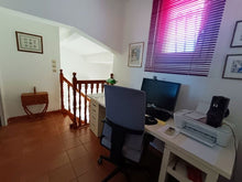 Charger l'image dans la galerie, Sigean, Belle villa T4 sur 419m² de terrain arboré
