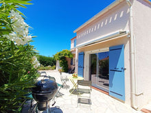 Charger l'image dans la galerie, Sigean, Belle villa T4 sur 419m² de terrain arboré
