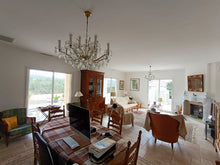 Charger l'image dans la galerie, Fontjoncouse, Élégante villa d'architecte avec piscine chauffée et vue panoramique
