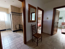 Charger l'image dans la galerie, Fontjoncouse, Élégante villa d'architecte avec piscine chauffée et vue panoramique

