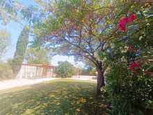Charger l'image dans la galerie, Sigean, Spacieuse maison de campagne T6 avec dépendances sur 1103m² de terrain
