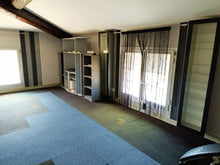 Charger l'image dans la galerie, Sigean, Spacieuse maison de campagne T6 avec dépendances sur 1103m² de terrain
