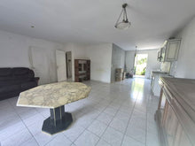 Charger l'image dans la galerie, Sigean, Villa plain-pied T3 avec garage et jardin
