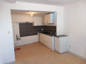 Sigean, Immeuble composé de deux appartements T3 avec terrasse