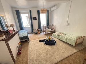Sigean, Magnifique maison en pierres T5 avec patio