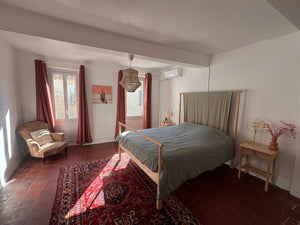 Sigean, Magnifique maison en pierres T5 avec patio
