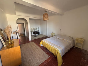 Sigean, Magnifique maison en pierres T5 avec patio